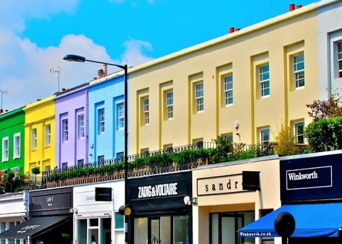Stunning Townhouse In Beautiful Notting Hill